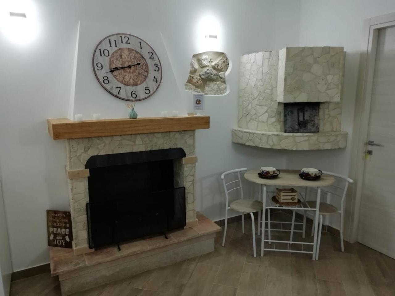 Borgo Sole Luna Acomodação com café da manhã Fornelli Exterior foto